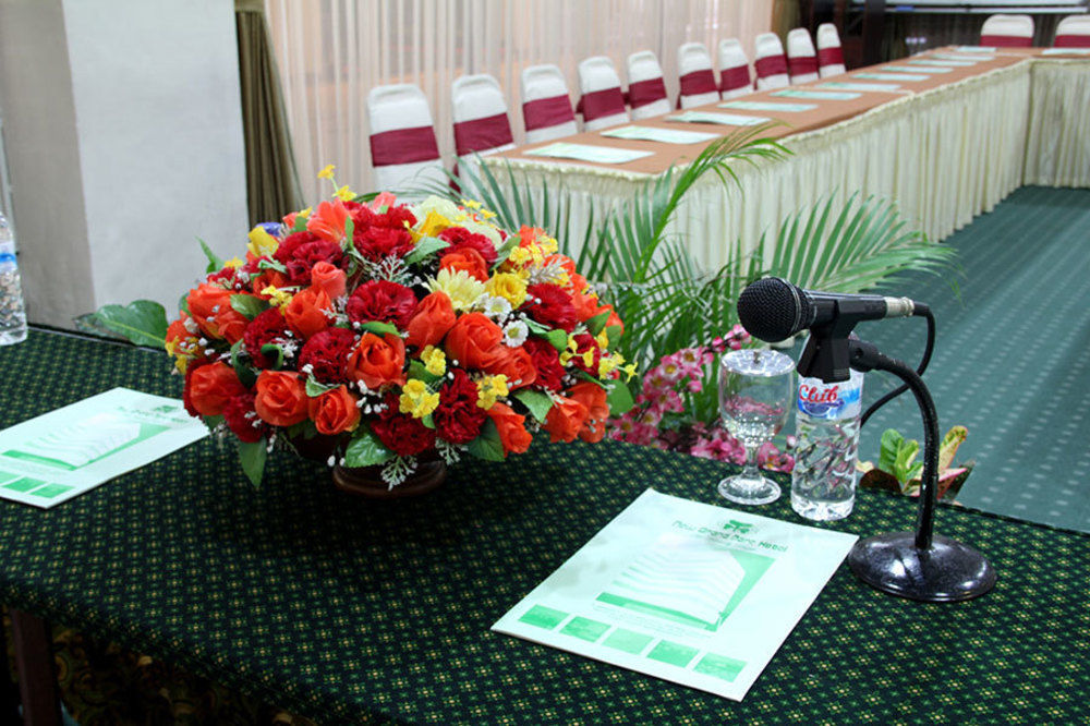 New Grand Park Hotel Surabaya Exterior photo