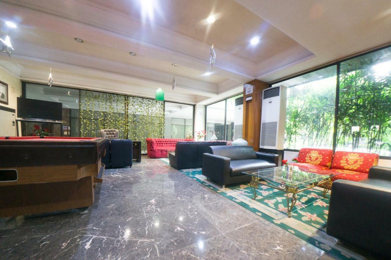 New Grand Park Hotel Surabaya Exterior photo