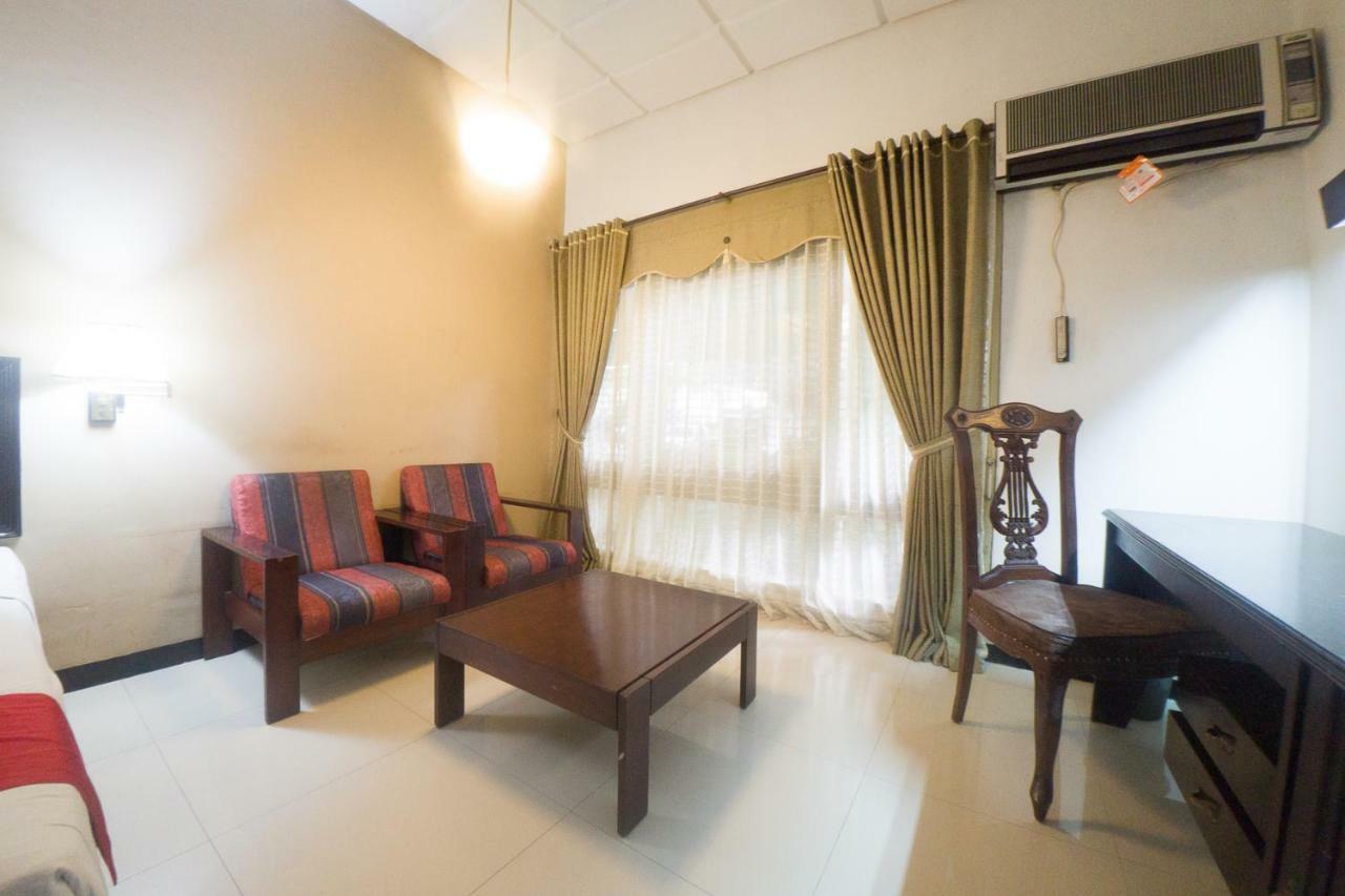 New Grand Park Hotel Surabaya Exterior photo