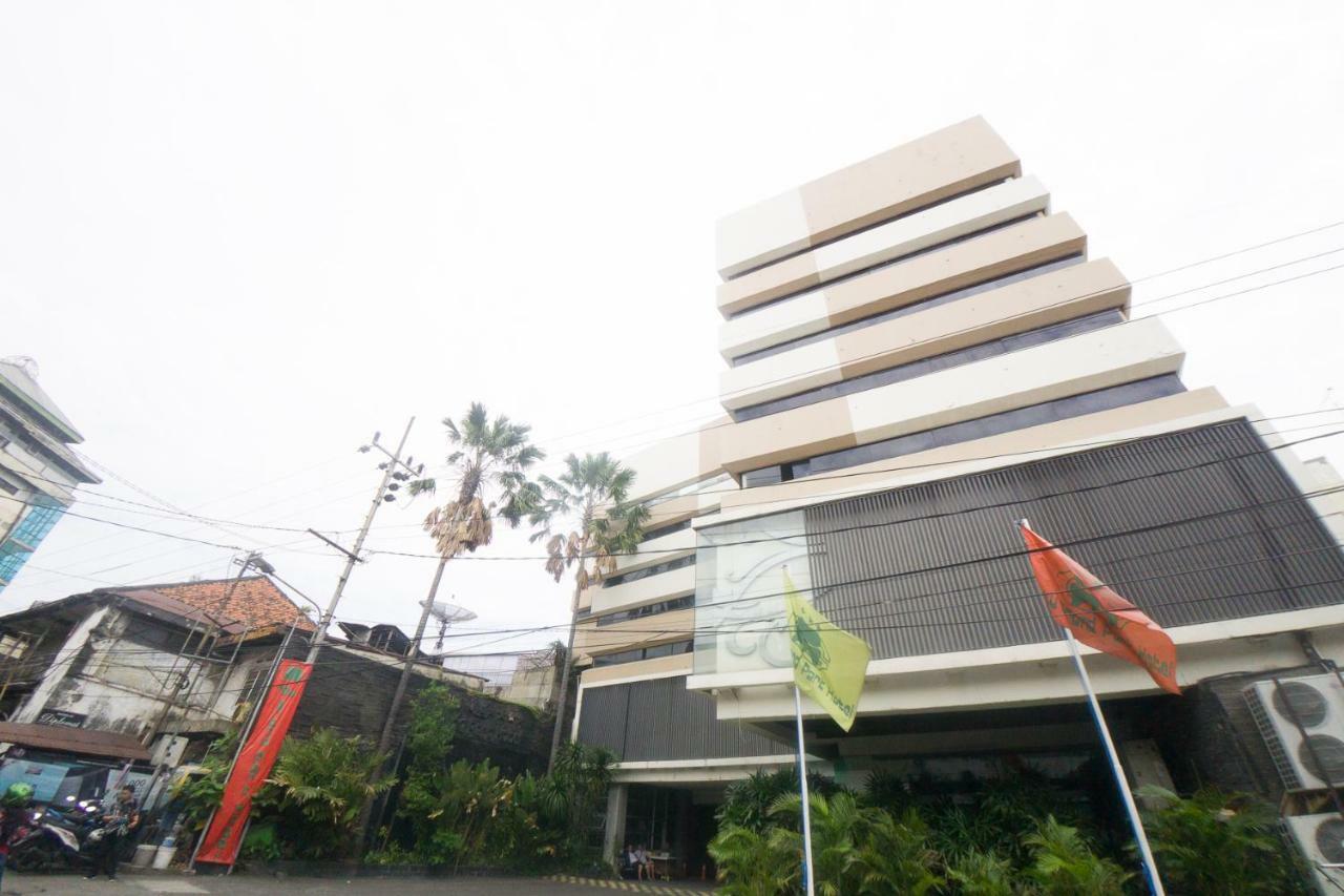 New Grand Park Hotel Surabaya Exterior photo