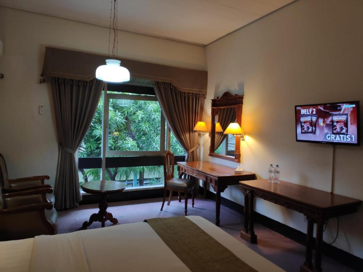 New Grand Park Hotel Surabaya Exterior photo